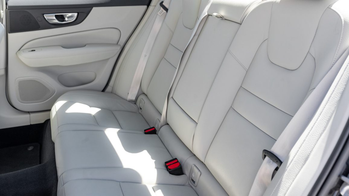 Volvo S60 B4 B Plus Bright aut WJ7756L w zakupie za gotówkę