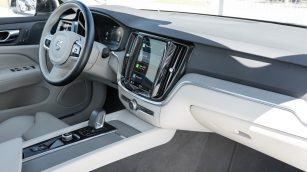 Volvo S60 B4 B Plus Bright aut WJ7756L w abonamencie