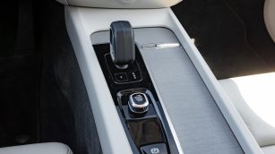 Volvo S60 B4 B Plus Bright aut WJ7756L w zakupie za gotówkę