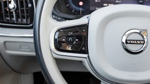 Volvo S60 B4 B Plus Bright aut WJ7756L w zakupie za gotówkę