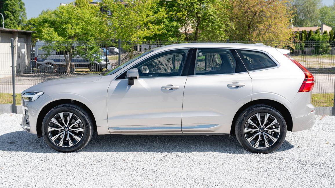 Volvo XC60 B4 B Plus Bright aut WJ2312L w abonamencie
