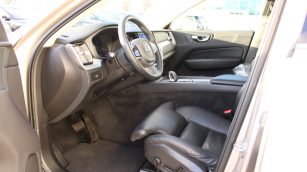 Volvo XC60 B4 B Plus Bright aut WJ2312L w leasingu dla firm