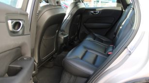 Volvo XC60 B4 B Plus Bright aut WJ2312L w leasingu dla firm