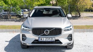 Volvo XC60 B4 B Plus Bright aut WJ2312L w abonamencie