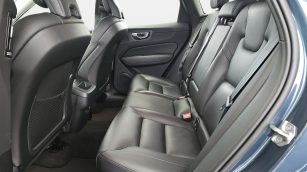 Volvo XC60 B4 B Inscription aut GD7F942 w leasingu dla firm