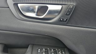 Volvo XC60 B4 B Inscription aut GD7F942 w leasingu dla firm