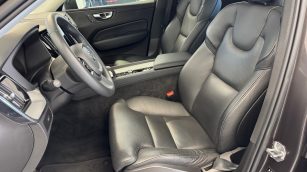 Volvo XC60 B4 B Plus Bright aut WJ2313L w leasingu dla firm