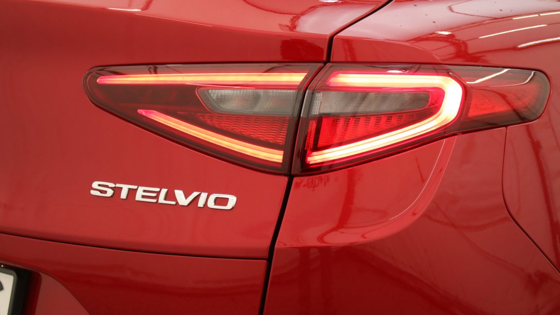 Alfa Romeo Stelvio 2.0 Turbo 6C Villa D'este Q4 aut WD3152S w zakupie za gotówkę