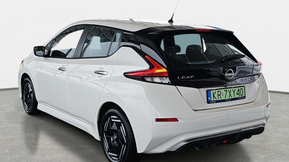 Nissan Leaf 40kWh Acenta KR7XY40 w abonamencie