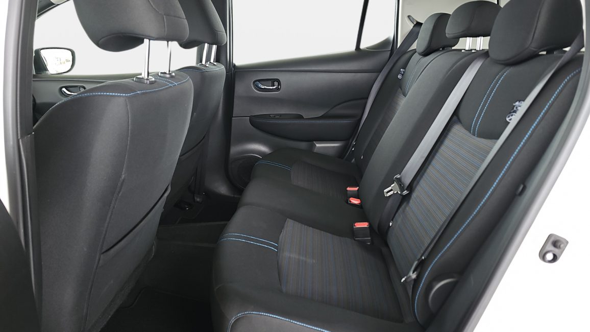 Nissan Leaf 40kWh Acenta KR7XY40 w abonamencie