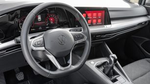 Volkswagen Golf VIII 2.0 TDI Life WD3935R w abonamencie