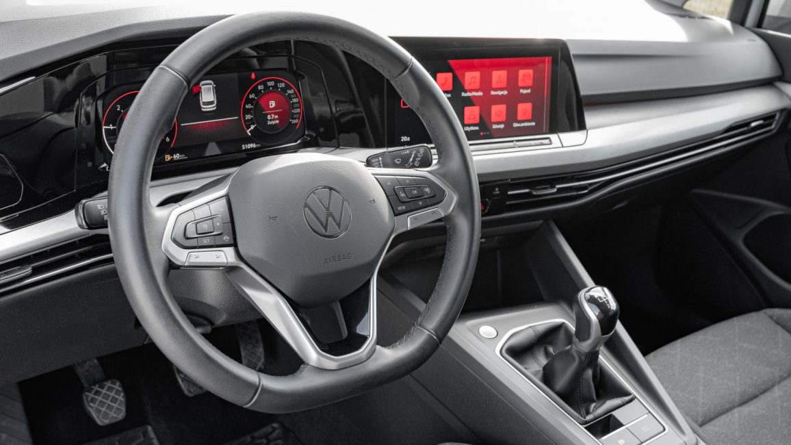 Volkswagen Golf VIII 2.0 TDI Life WD3935R w abonamencie
