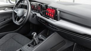 Volkswagen Golf VIII 2.0 TDI Life WD3935R w abonamencie
