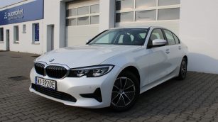 BMW 318i Advantage aut WX3920E w abonamencie dla firm