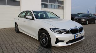 BMW 318i Advantage aut WX3920E w abonamencie dla firm