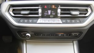 BMW 318i Advantage aut WX3920E w abonamencie dla firm
