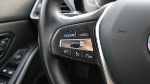 BMW 318i Advantage aut WX3920E w abonamencie dla firm