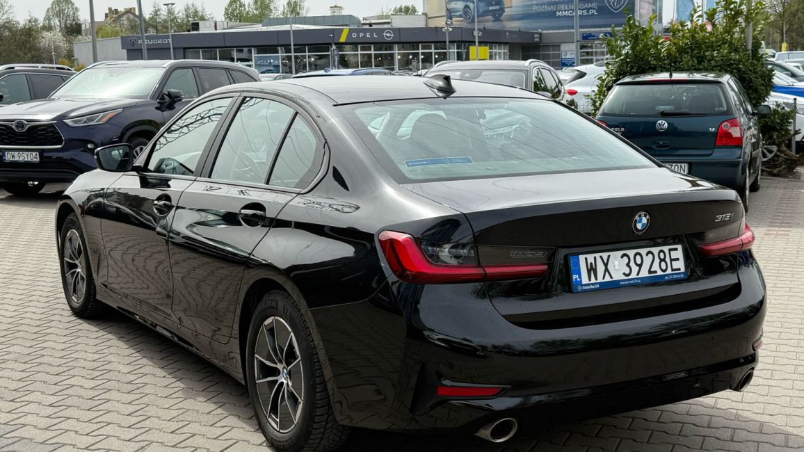 BMW 318i Advantage aut WX3928E w leasingu dla firm