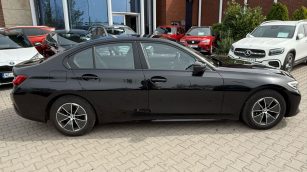 BMW 318i Advantage aut WX3928E w leasingu dla firm