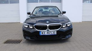 BMW 318i Advantage aut WX4053E w abonamencie