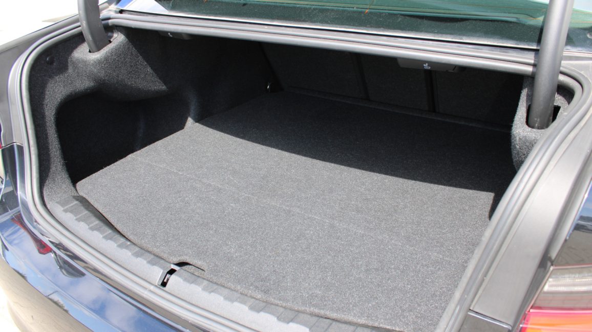 BMW 318i Advantage aut WX4053E w abonamencie