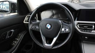 BMW 318i Advantage aut WX4053E w abonamencie