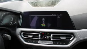 BMW 318i Advantage aut WX4053E w abonamencie