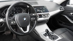 BMW 318i Advantage aut WX4054E w abonamencie