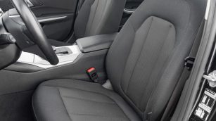 BMW 318i Advantage aut WX4054E w abonamencie