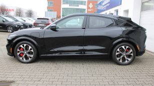 Ford Mustang Mach-E 75kWh AWD BIA96104 w zakupie za gotówkę