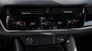 Nissan Qashqai 1.3 DIG-T mHEV N-Connecta SK280VP w abonamencie