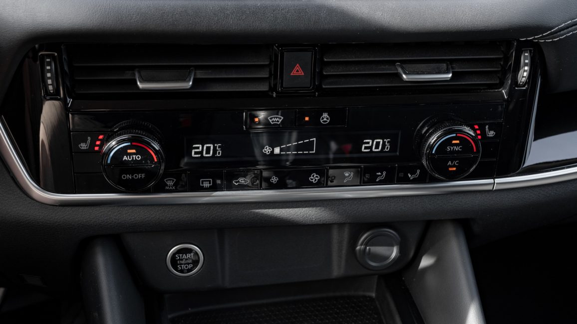 Nissan Qashqai 1.3 DIG-T mHEV N-Connecta SK280VP w abonamencie