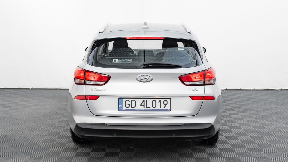 Hyundai i30 1.5 DPI Classic + GD4L019 w abonamencie