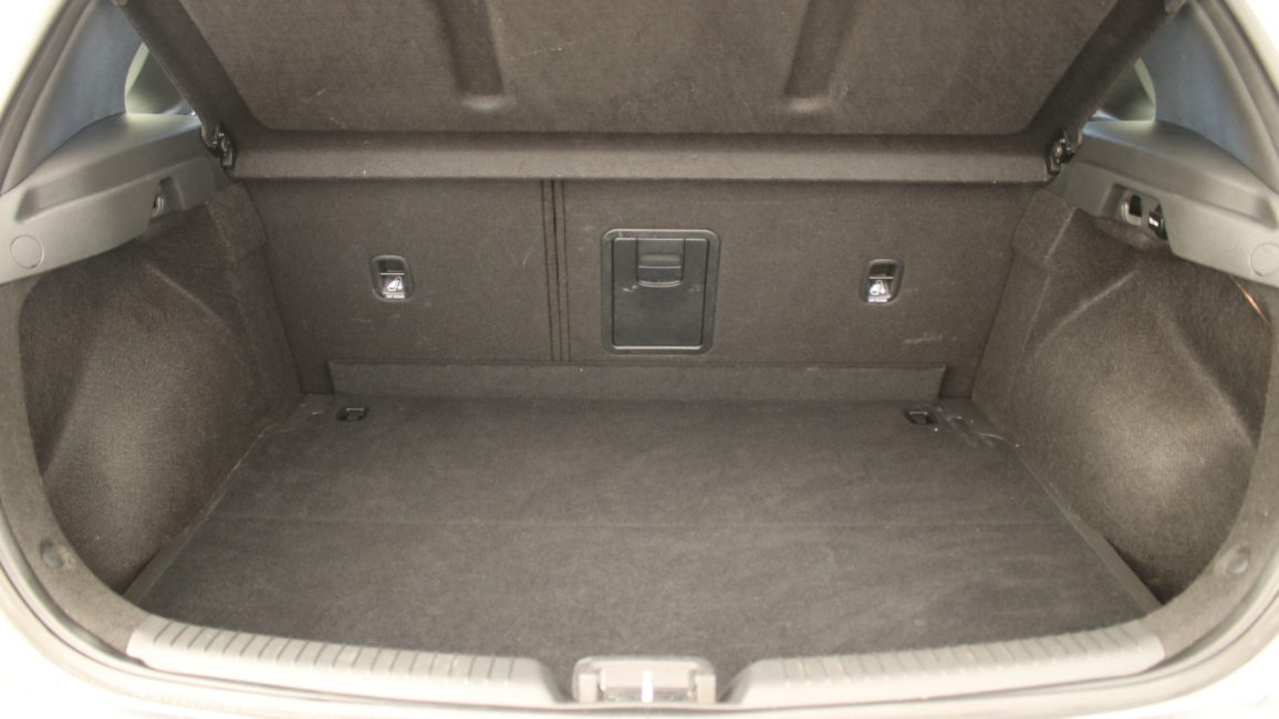 Hyundai i30 1.5 DPI Smart WD9092S w abonamencie