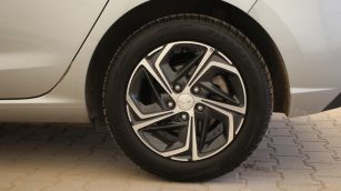 Hyundai i30 1.5 DPI Smart WD8404S w leasingu dla firm