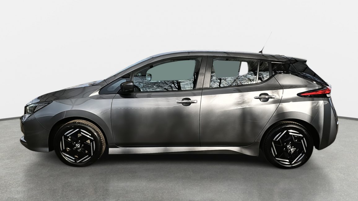 Nissan Leaf 40kWh Acenta SK158WV w zakupie za gotówkę
