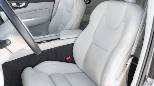 Volvo XC60 B4 D AWD Inscription aut PO2VR15 w abonamencie