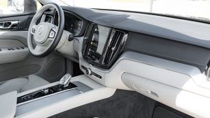 Volvo XC60 B4 D AWD Inscription aut PO2VR15 w abonamencie