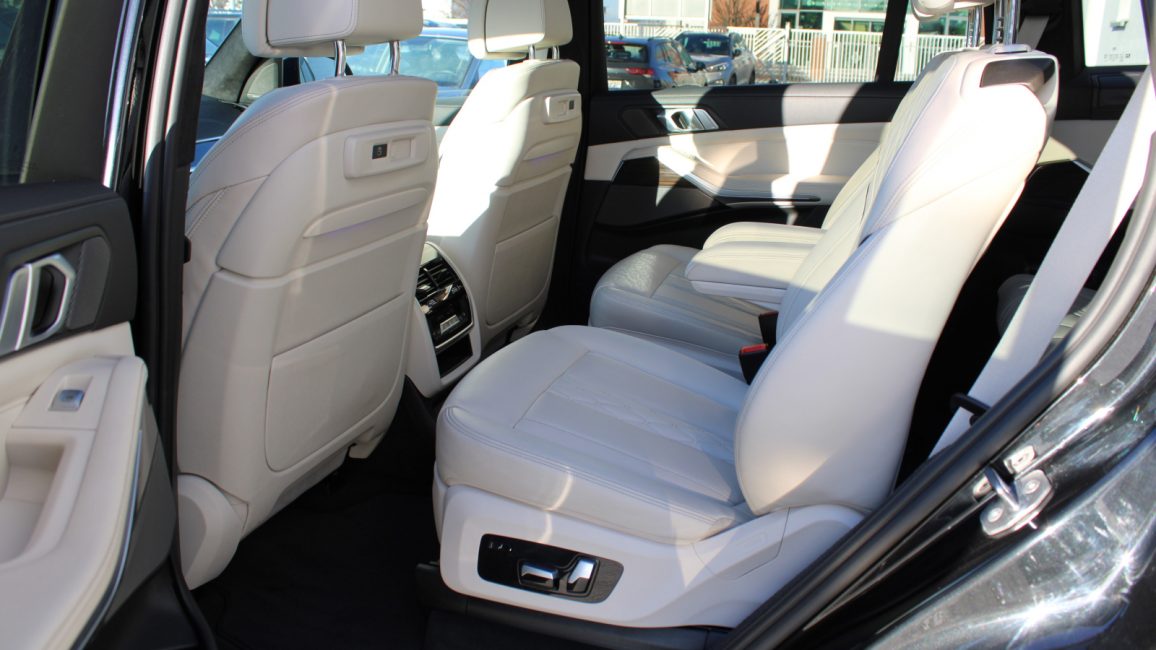 BMW X7 M50d sport-aut P7XXL7 w abonamencie