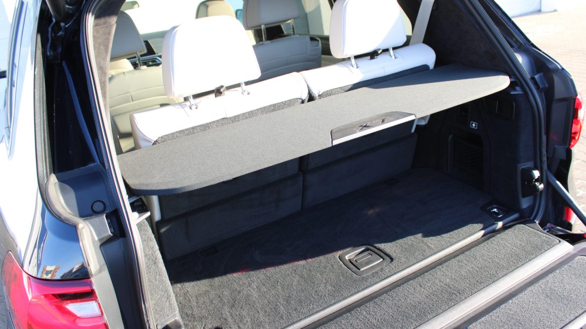 BMW X7 M50d sport-aut P7XXL7 w abonamencie