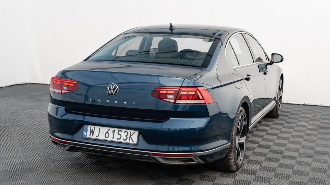 Volkswagen Passat 2.0 TSI Elegance DSG WJ6153K w abonamencie