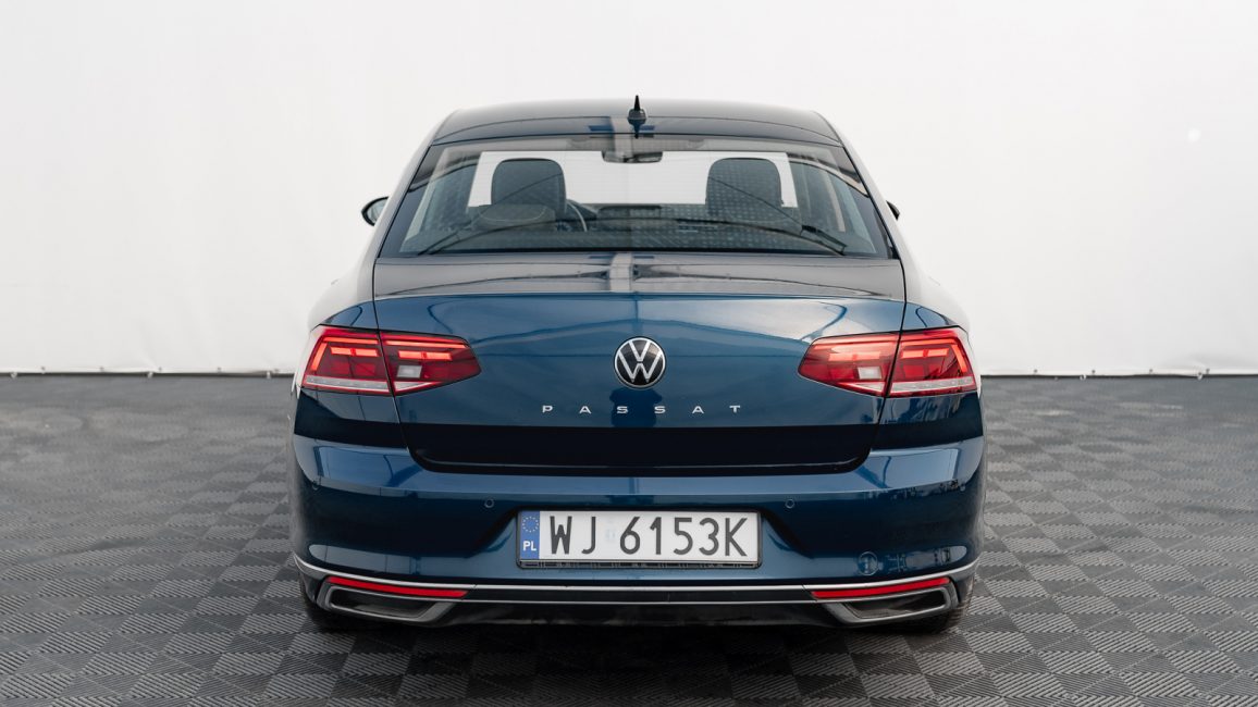 Volkswagen Passat 2.0 TSI Elegance DSG WJ6153K w abonamencie