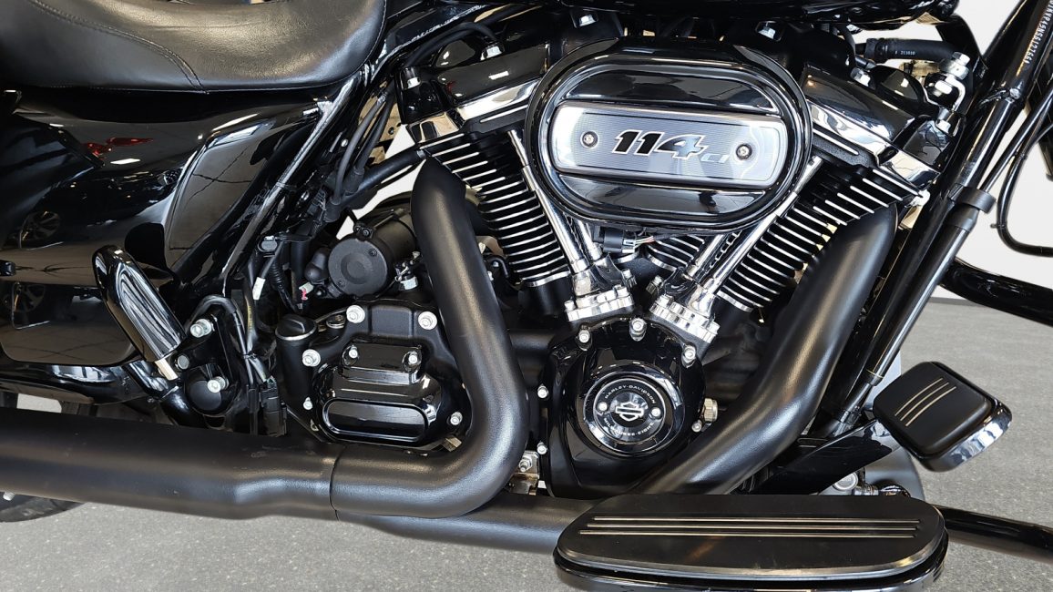 Harley-davidson ROAD KING SPECIAL R8OVB w zakupie za gotówkę
