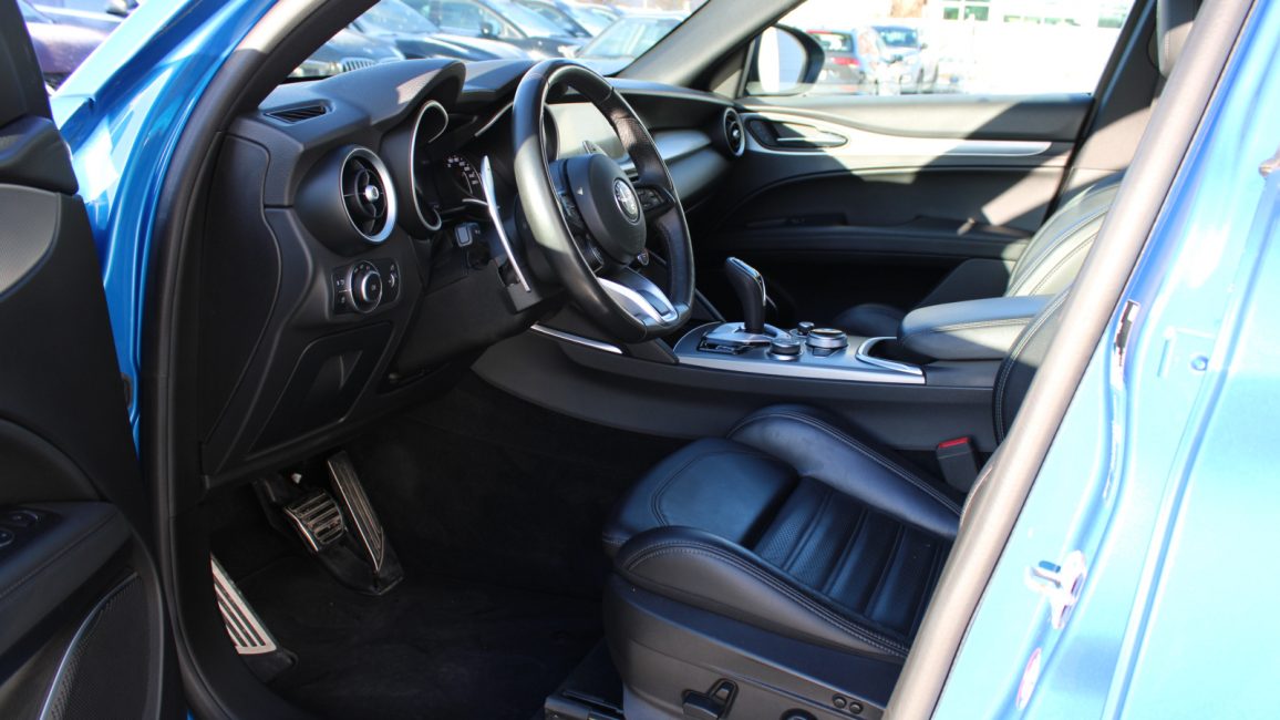 Alfa Romeo Stelvio 2.0 Turbo Veloce Q4 aut WD3291S w abonamencie dla firm