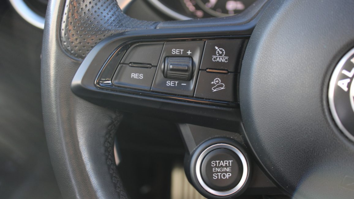 Alfa Romeo Stelvio 2.0 Turbo Veloce Q4 aut WD3291S w abonamencie dla firm