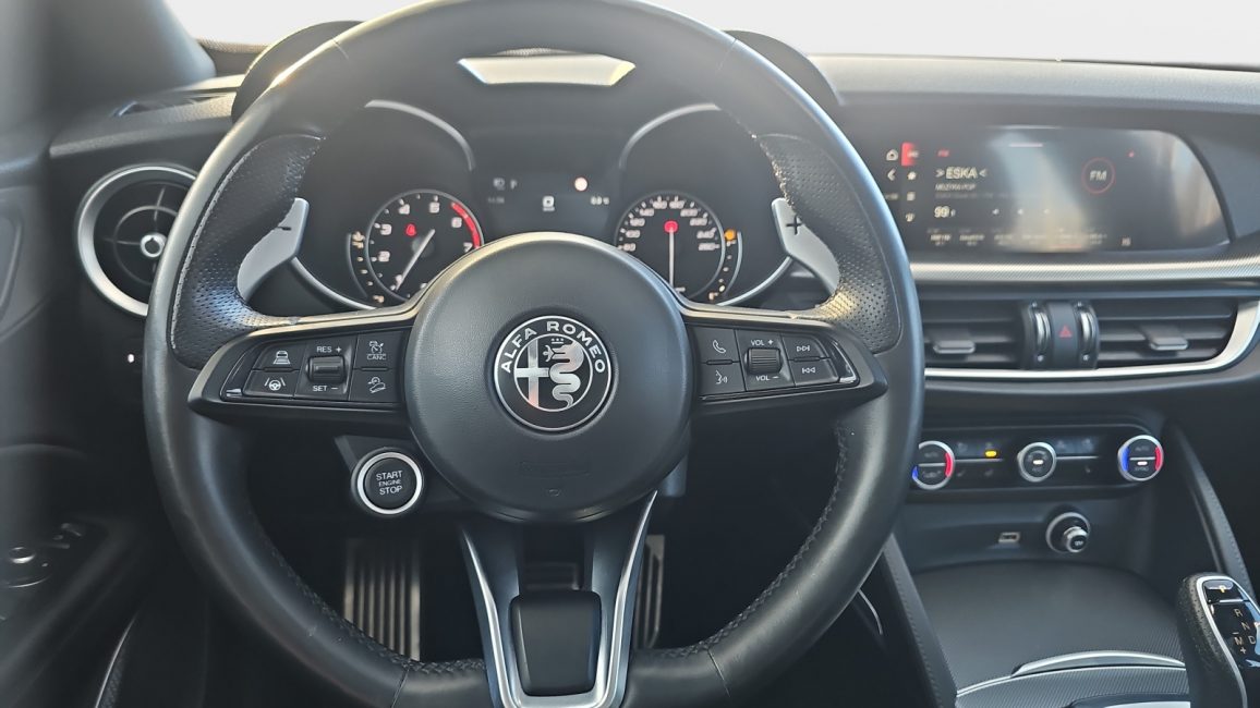 Alfa Romeo Stelvio 2.0 Turbo Veloce Q4 aut WE3U428 w leasingu dla firm