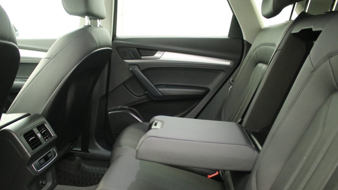 Audi Q5 35 TDI mHEV Advanced S tronic WD9469P w leasingu dla firm