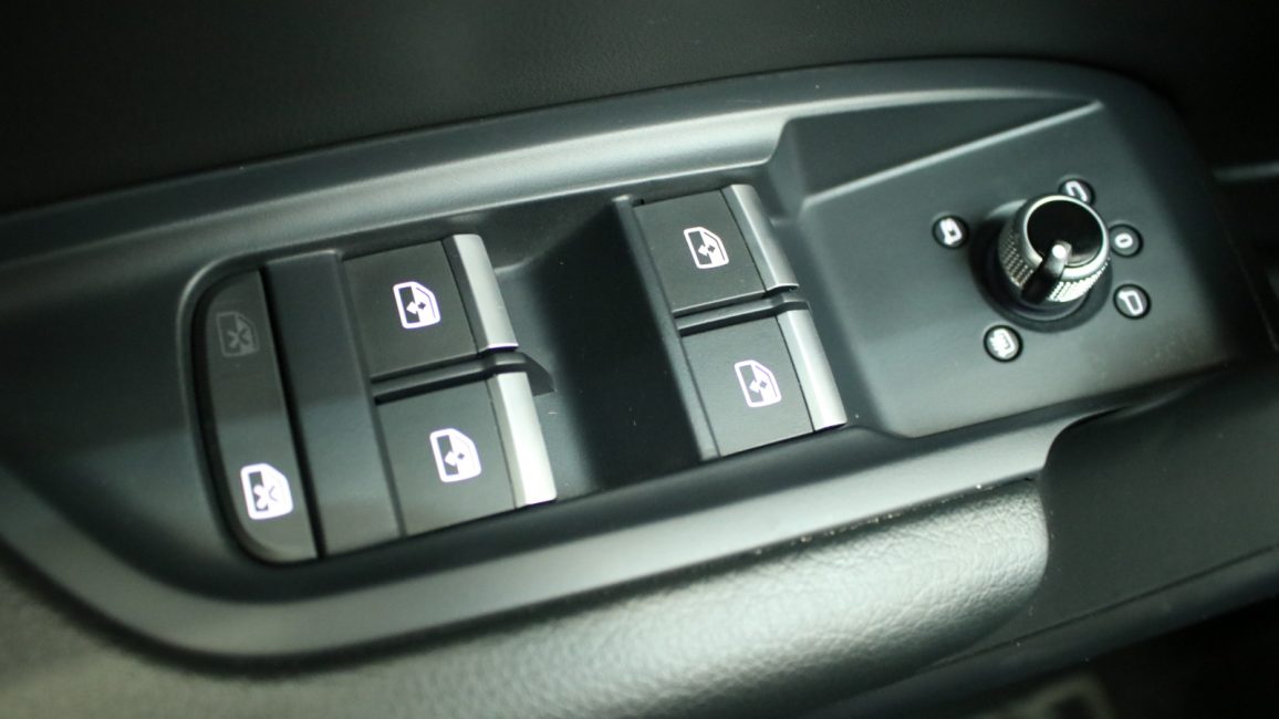 Audi Q5 35 TDI mHEV Advanced S tronic WD9469P w leasingu dla firm