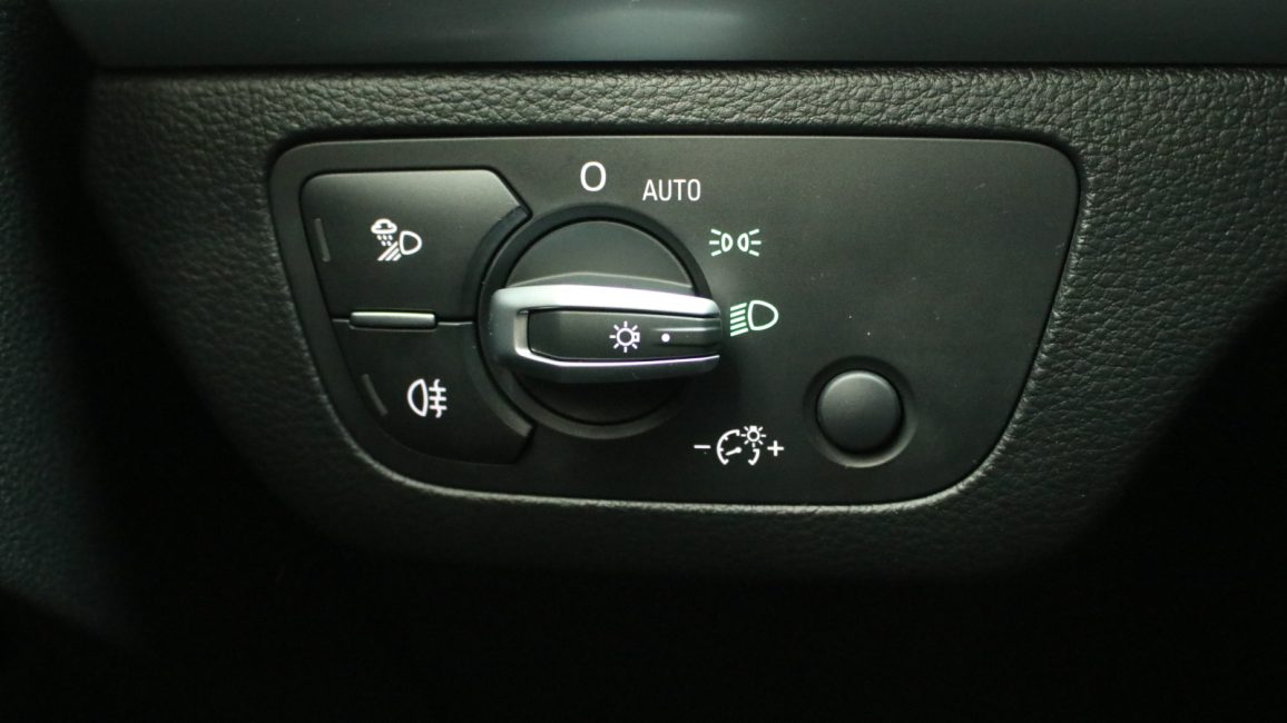 Audi Q5 35 TDI mHEV Advanced S tronic WD9469P w leasingu dla firm