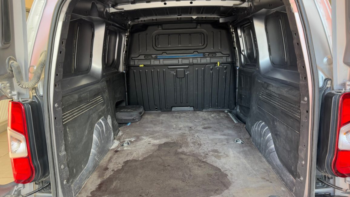 Opel Combo-e Cargo XL Enjoy SK162VR w abonamencie